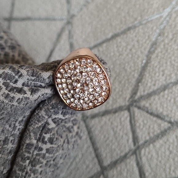Square Statement Pinky Ring Rose bought it in Macys Solid rose gold new woman - Picture 2 of 2